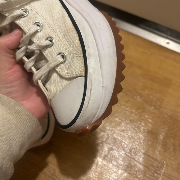 High-Top converse - Picture 6 of 7